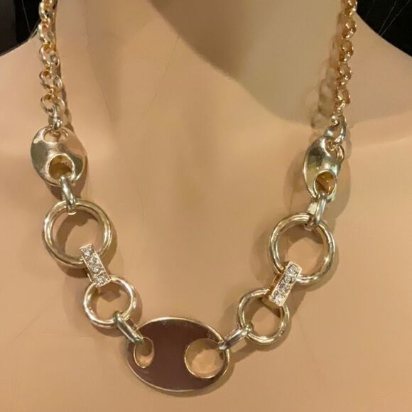Heavy chain necklace    - Picture 3 of 4